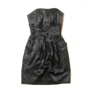 Black Strapless Formal dress with pockets
